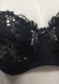 Samanta Hana A052 miękka bardotka z fiszbiną z gipiury czarna zbliżenie.jpg