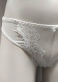 Samanta Lissa C0232 stringi z koronką eleganckie białe zbliżenie.jpg