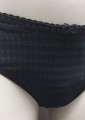 Samanta Vejla C0336 czarne koronkowe stringi z koronką zbliżenie.jpg